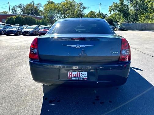 2008 Chrysler 300 LX