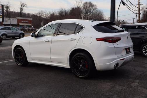 2021 Alfa Romeo Stelvio Ti