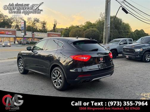 2017 Maserati Levante S