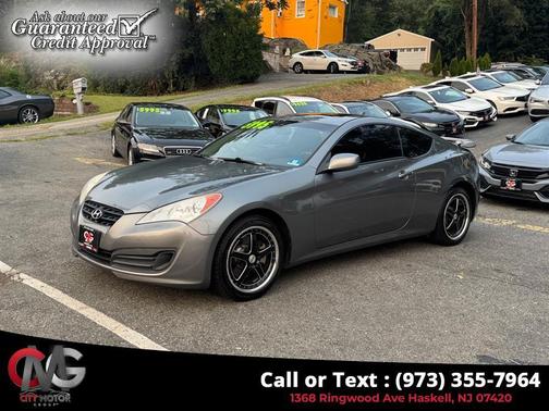 2010 Hyundai Genesis Coupe 2.0T Premium