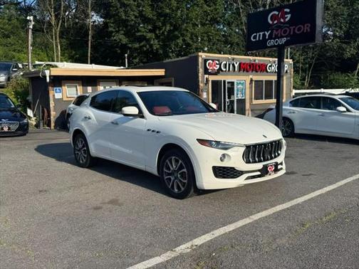 2017 Maserati Levante Base