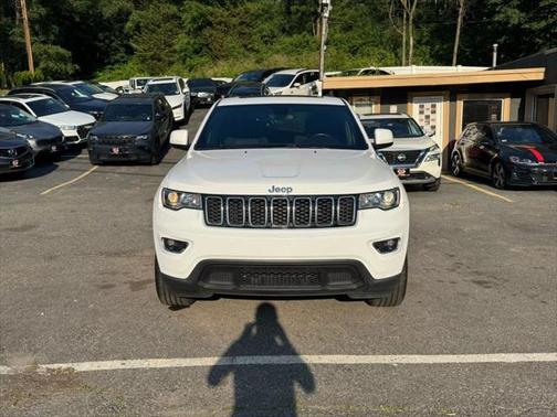 2021 Jeep Grand Cherokee Laredo
