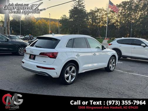 2021 Audi Q5 45 Premium Plus