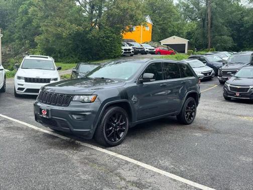 2017 Jeep Grand Cherokee Altitude
