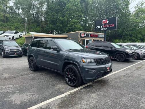 2017 Jeep Grand Cherokee Altitude