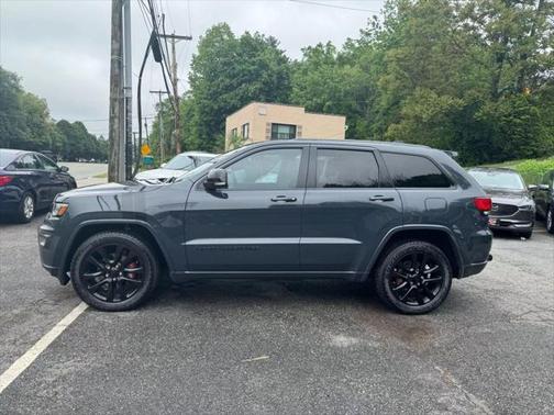 2017 Jeep Grand Cherokee Altitude