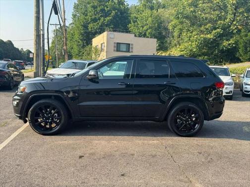 2021 Jeep Grand Cherokee Laredo