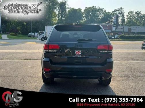 2021 Jeep Grand Cherokee Laredo