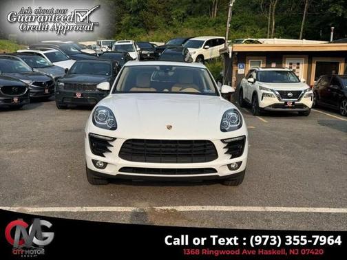 2017 Porsche Macan Base