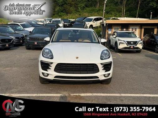 2017 Porsche Macan Base