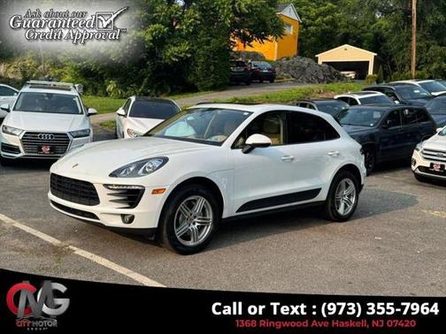 2017 Porsche Macan Base