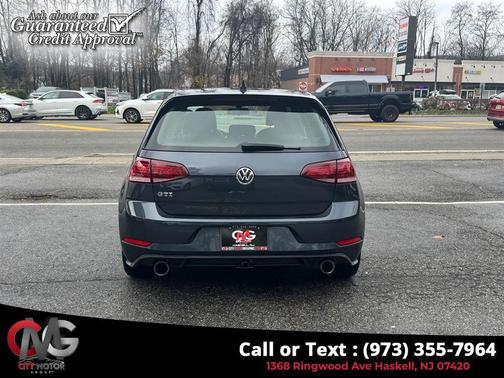 2018 Volkswagen Golf GTI 2.0T S 4-Door
