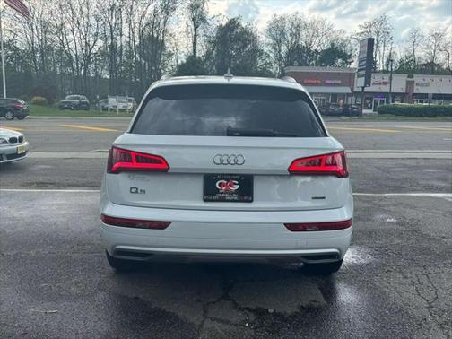2019 Audi Q5 45 Premium