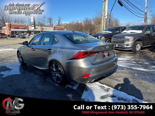 2018 Lexus IS 300 Base