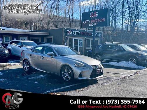 2018 Lexus IS 300 Base