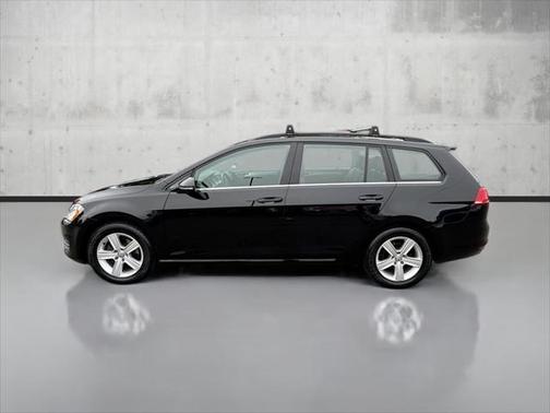 2015 Volkswagen Golf SportWagen TDI S 4-Door