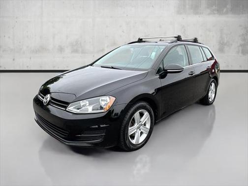 2015 Volkswagen Golf SportWagen TDI S 4-Door