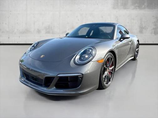 2018 Porsche 911 Carrera 4S