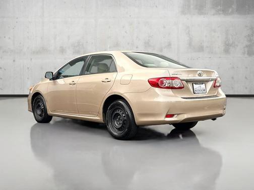 2011 Toyota Corolla LE
