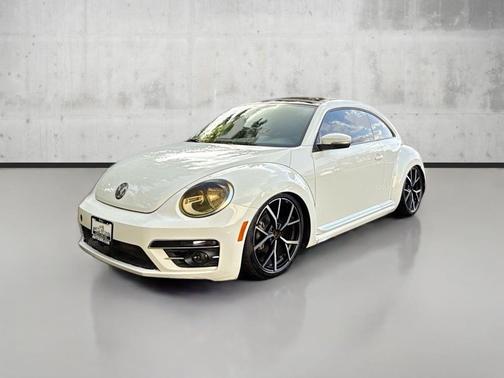 2014 Volkswagen Beetle Auto 1.8T w/Sun/Sound/Nav