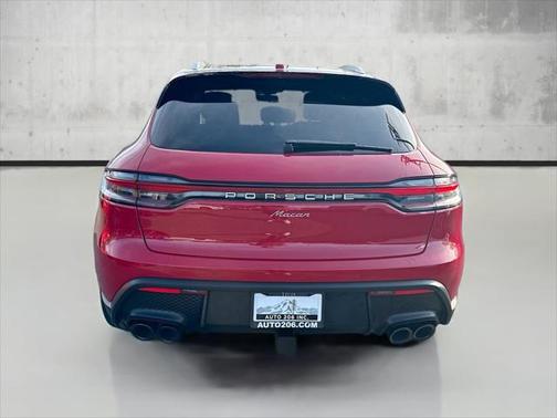 2024 Porsche Macan Base