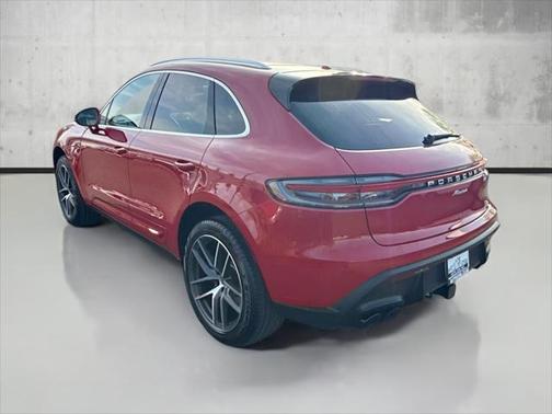 2024 Porsche Macan Base