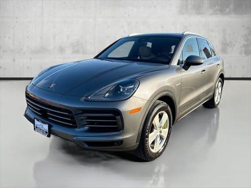 2022 Porsche Cayenne E-Hybrid S
