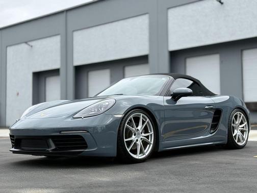 2017 Porsche 718 Boxster Roadster