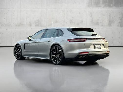2018 Porsche Panamera 4S Sport Turismo