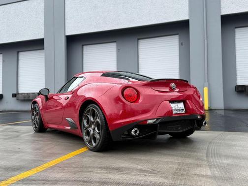2015 Alfa Romeo 4C Launch Edition