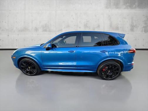 2017 Porsche Cayenne GTS