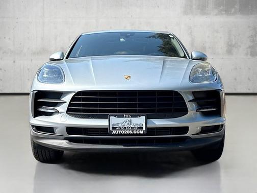2020 Porsche Macan 