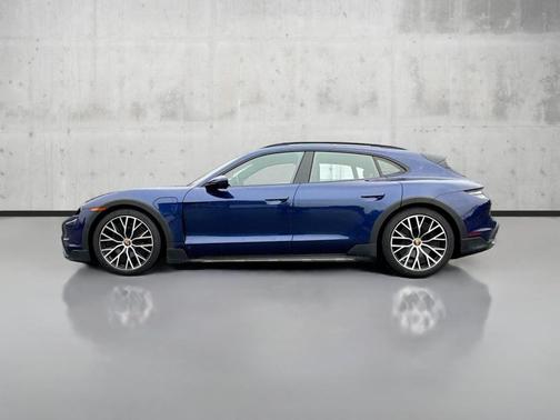 2022 Porsche Taycan 4