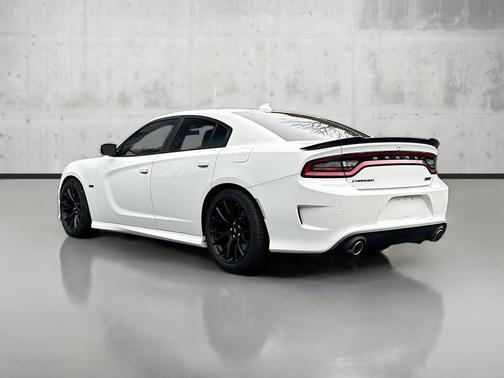 2018 Dodge Charger R/T Scat Pack