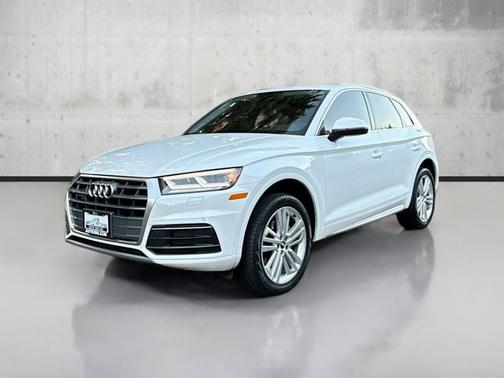 2018 Audi Q5 2.0T Premium Plus