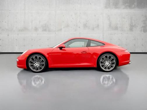 2015 Porsche 911 Carrera