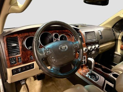 2008 Toyota Sequoia Platinum