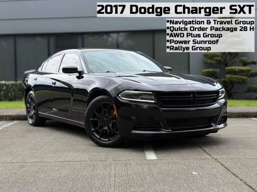 Pitch Black Clearcoat 2017 Dodge Charger SXT