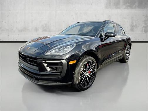 2022 Porsche Macan Base
