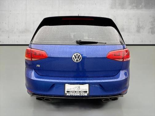 2017 Volkswagen Golf R 4-Door w/DCC & Navigation