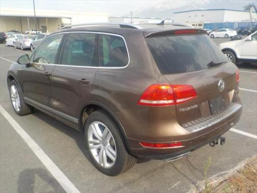 2011 Volkswagen Touareg TDI Executive