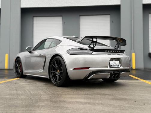 2019 Porsche 718 Cayman GTS