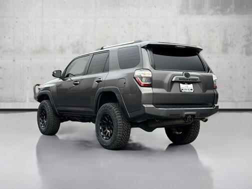 2014 Toyota 4Runner SR5