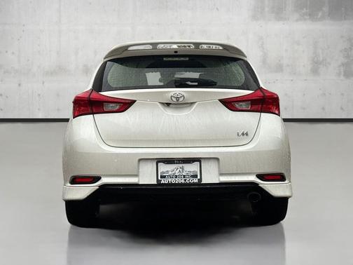 2017 Toyota Corolla iM Base