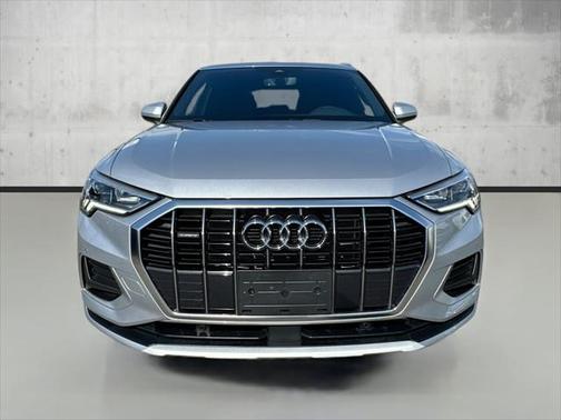 2024 Audi Q3 Premium 40 TFSI quattro Tiptronic