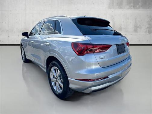 2024 Audi Q3 Premium 40 TFSI quattro Tiptronic