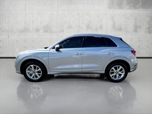 2024 Audi Q3 Premium 40 TFSI quattro Tiptronic