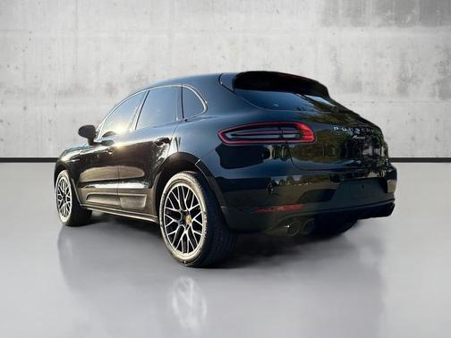 2018 Porsche Macan Sport Edition