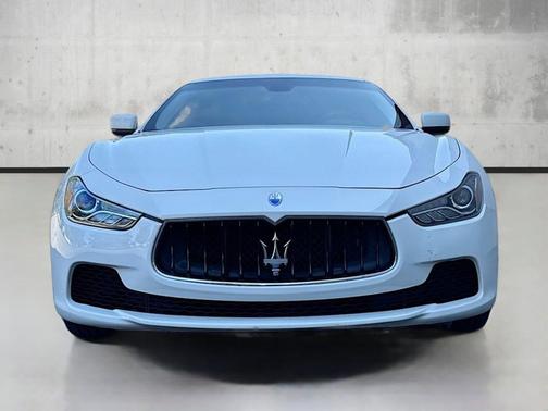2016 Maserati Ghibli Base