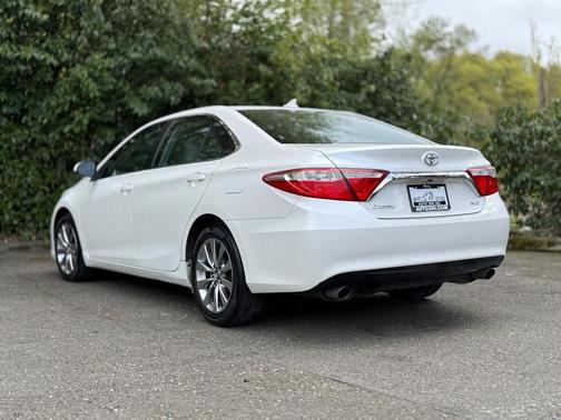 2015 Toyota Camry XLE